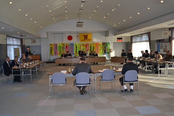 定例理事会を開催しました