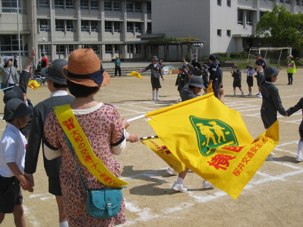 春の交通安全県民運動で様々な活動を実施しました